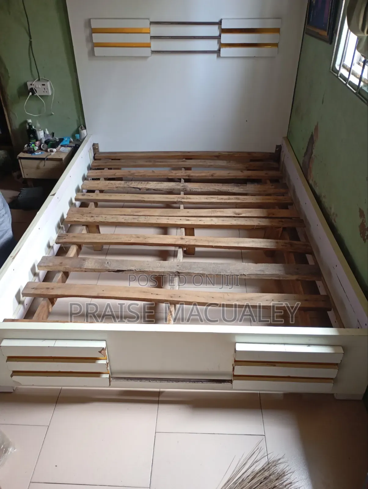 Modern White Bed Frame for Bedroom