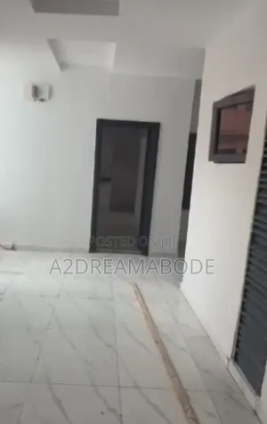 3bdrm Apartment in Gbagada for rent