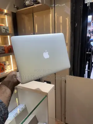 Laptop Apple MacBook Air 2017 8GB Intel Core i5 SSD 256GB