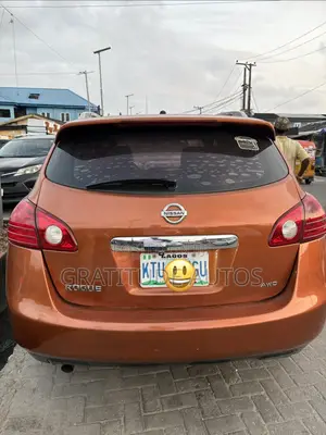 Nissan Rogue S 2012 Brown