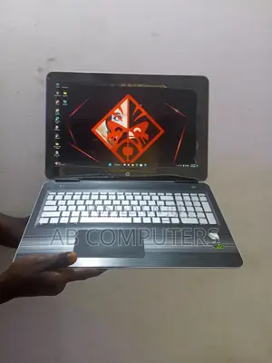 Laptop HP Omen 15 8GB Intel Core i7 SSD 256GB