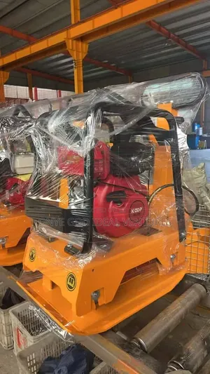 Reversible Plate Compactor Machine
