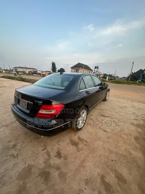 Mercedes-Benz C300 Luxury 4Matic Sedan AWD (3.5L 6cyl 7A) 2014 Black