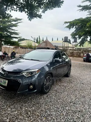 Toyota Corolla S 4dr Sedan (1.8L 4cyl CVT) 2015 Gray