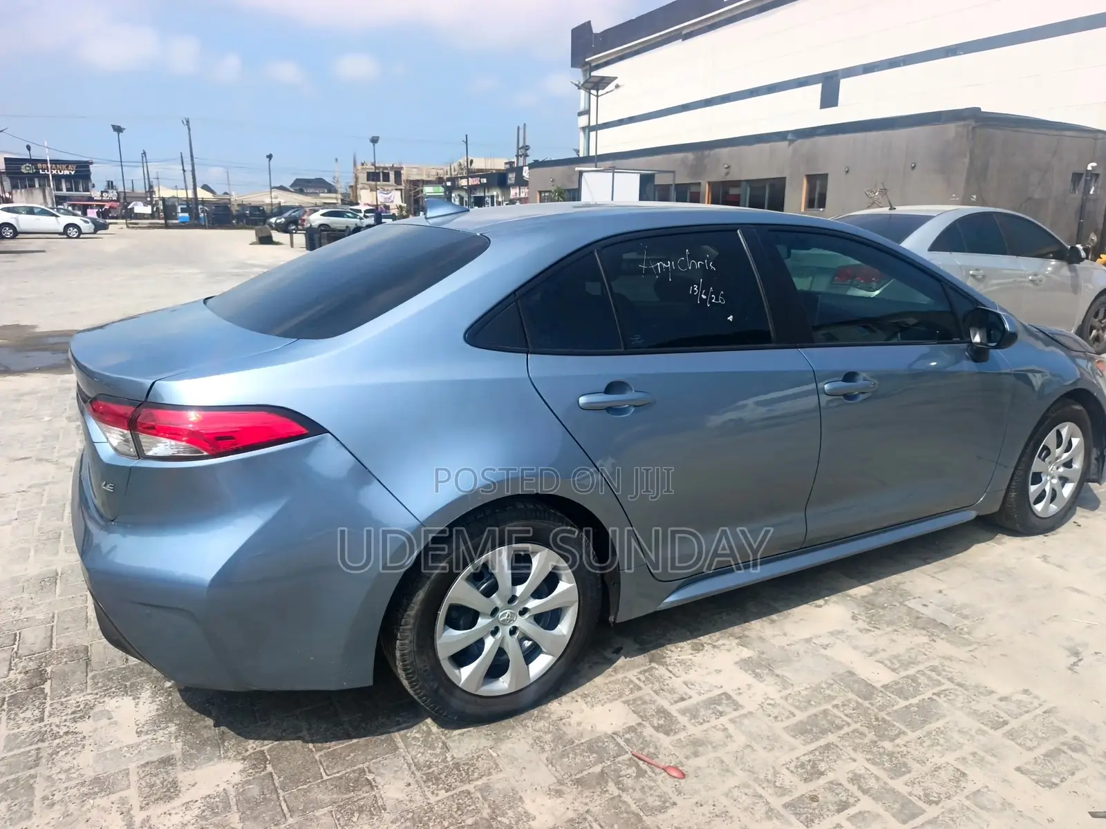 Toyota Corolla LE 2020 Blue