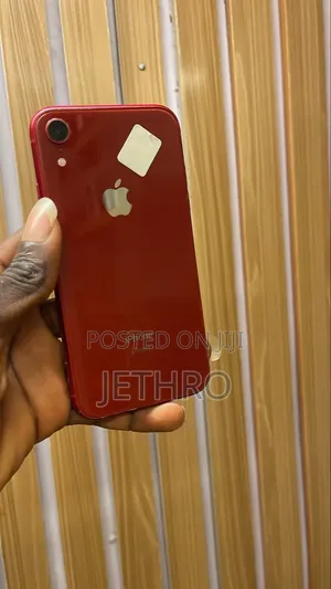 Apple iPhone XR 64 GB Red