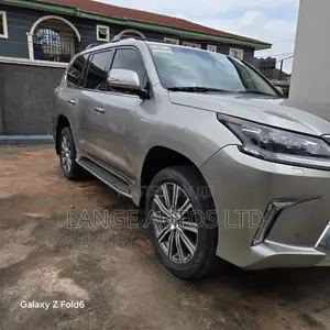 Lexus LX 570 AWD 2016 Gray