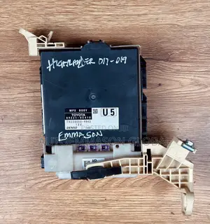 Toyota Highlander (2017-2019) Multiplex BCM / Fusebox Keyless