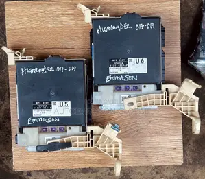 Toyota Highlander (2017-2019) Multiplex BCM / Fusebox Keyless