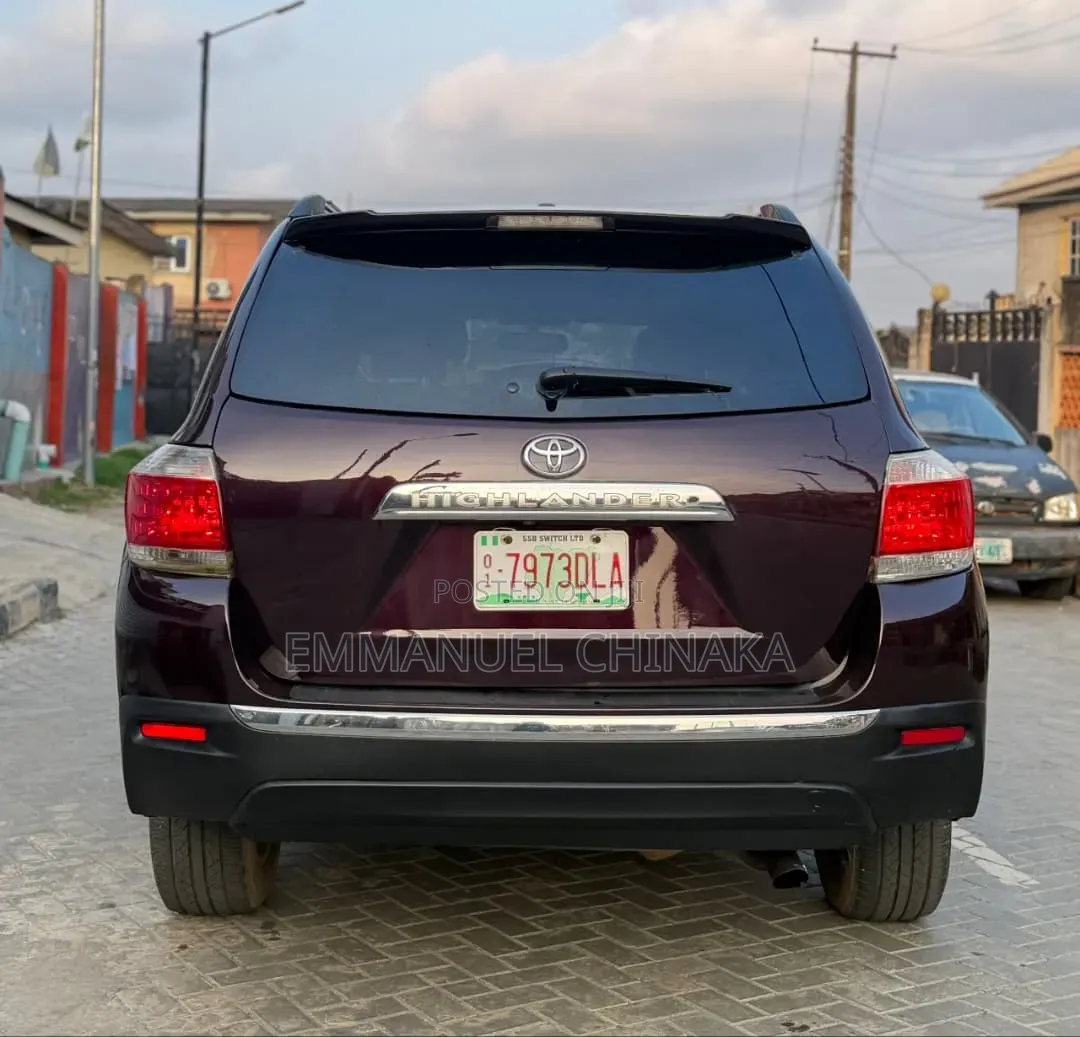 Toyota Highlander 2013 Gray