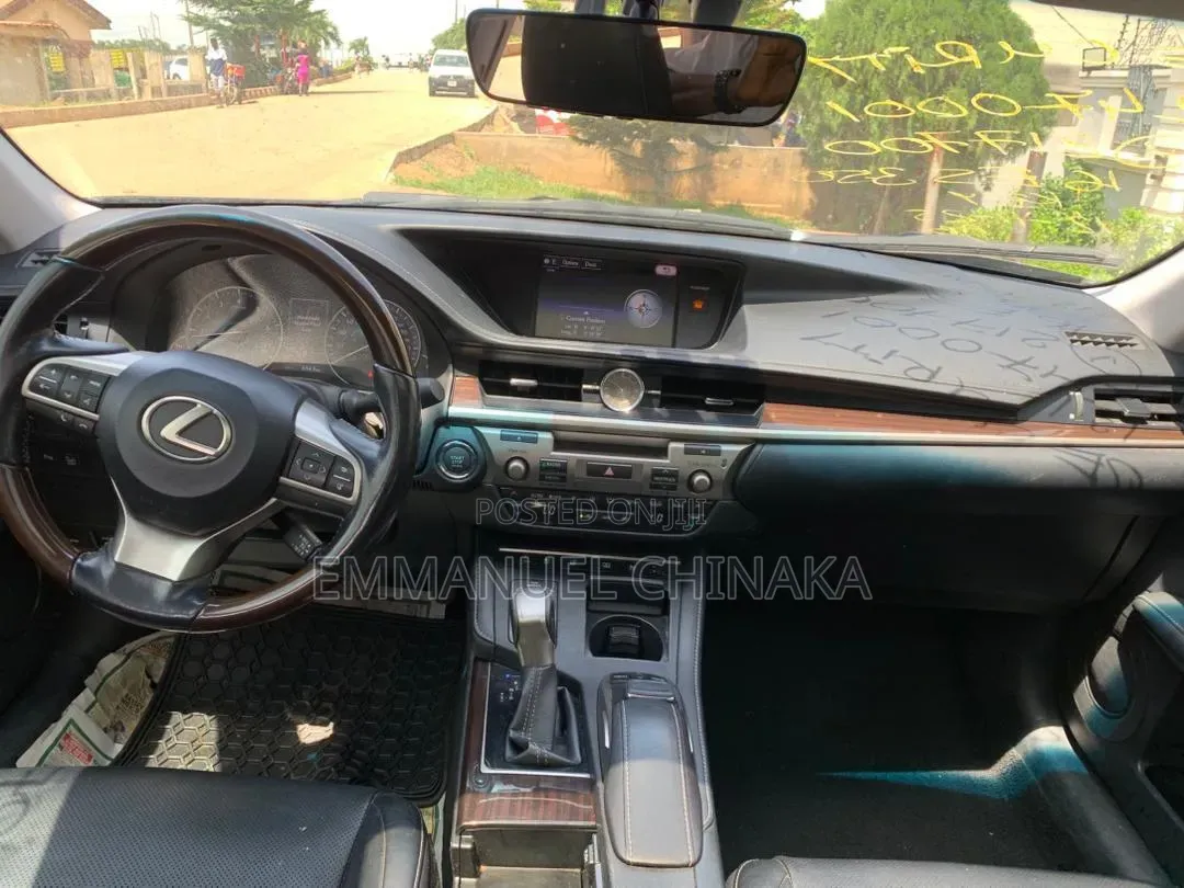 Lexus ES 2017 Black