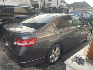 Toyota Camry 2011 Gray