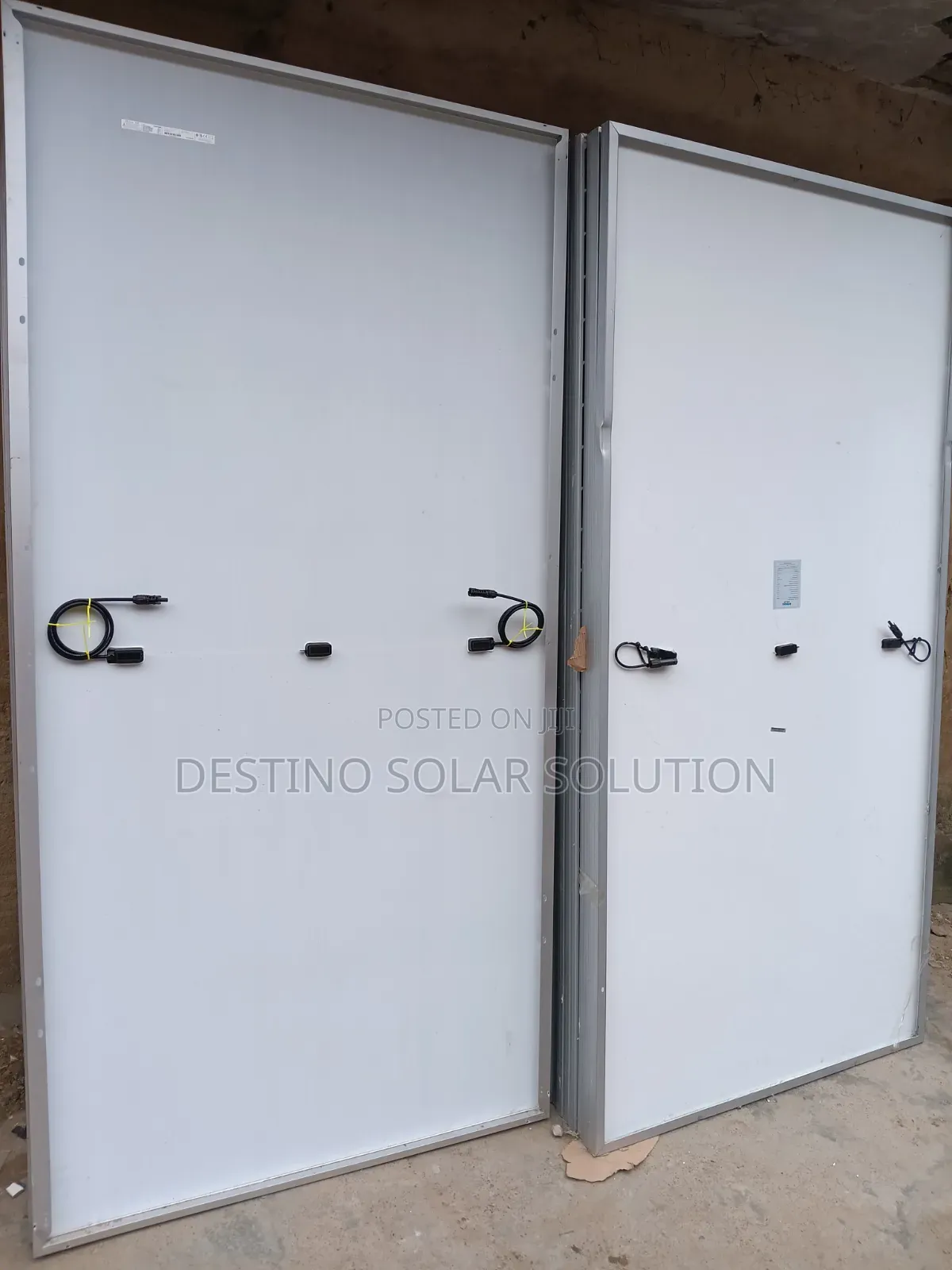 Africell 650watts Solar Panels 144 Cells
