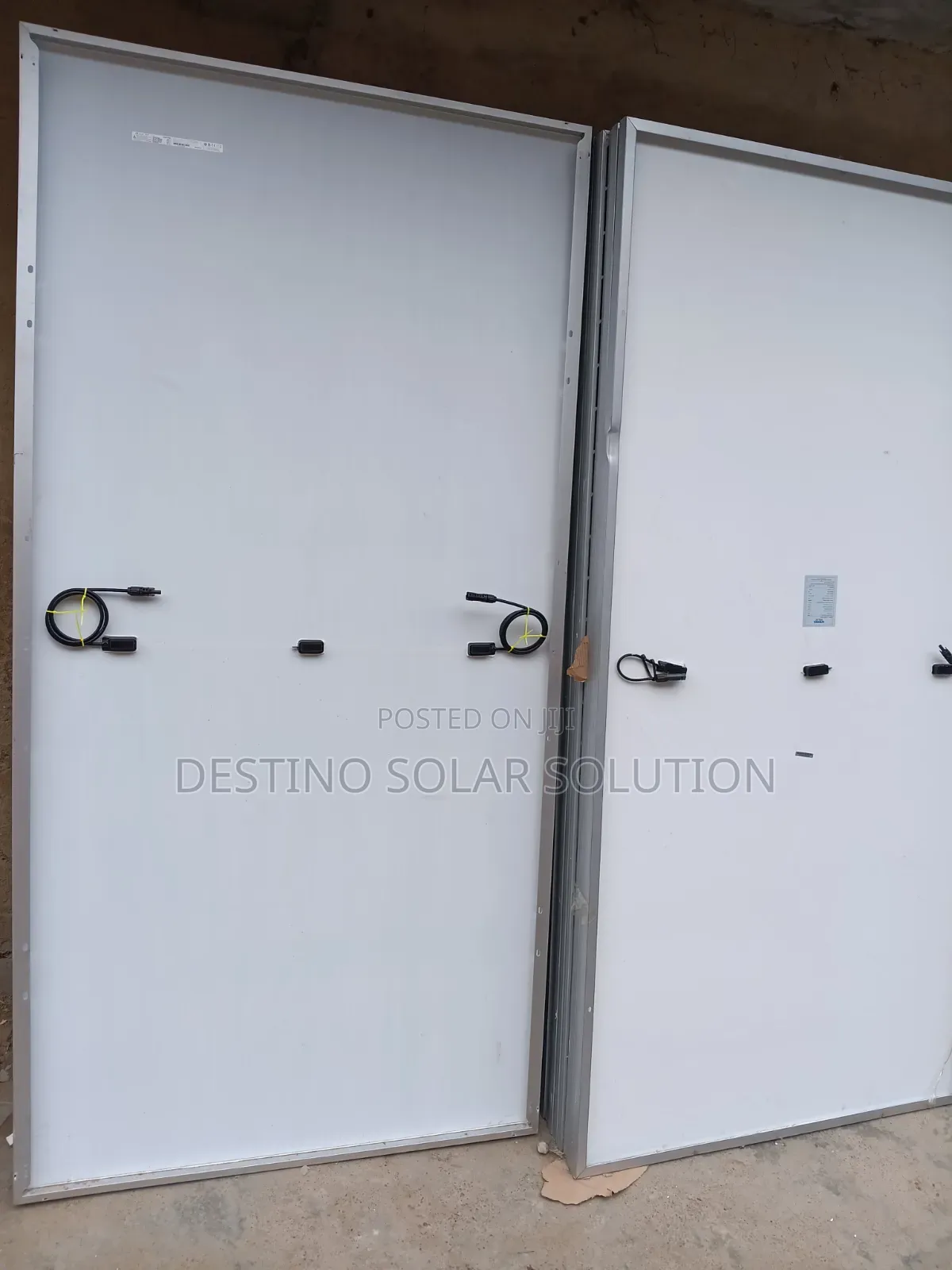Africell 650watts Solar Panels 144 Cells