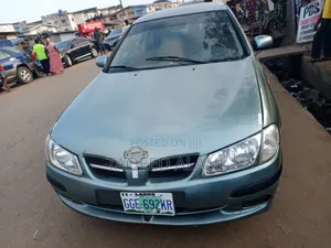 Nissan Almera 2005 Green