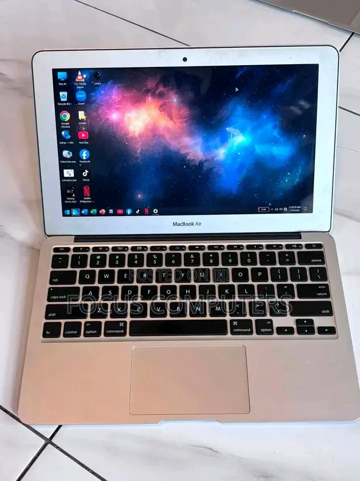 Laptop Apple MacBook Air 2017 8GB Intel Core i5 SSD 128GB