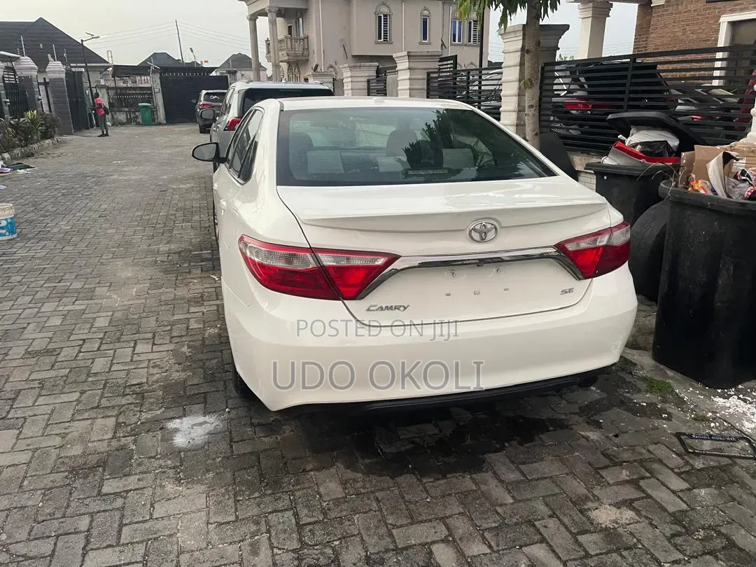 Toyota Camry 2015 White