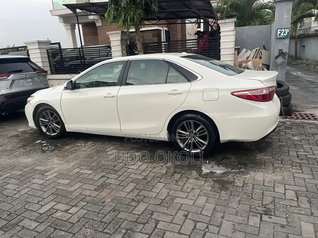Toyota Camry 2015 White