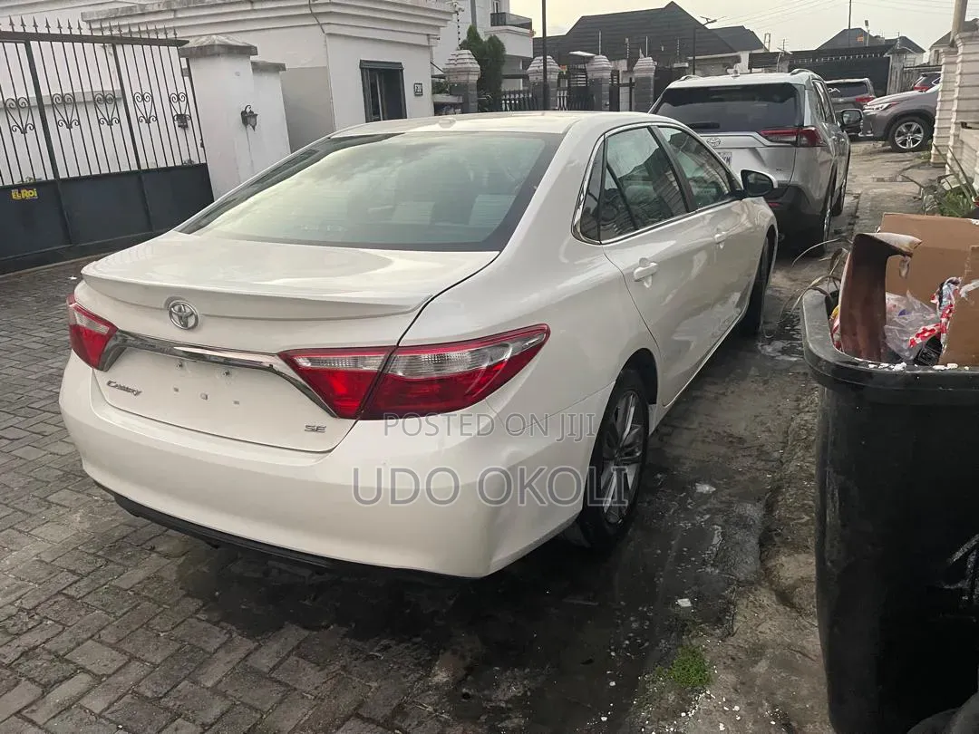 Toyota Camry 2015 White