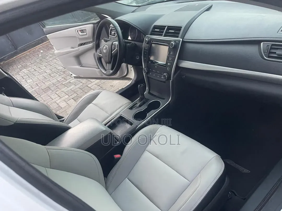 Toyota Camry 2015 White