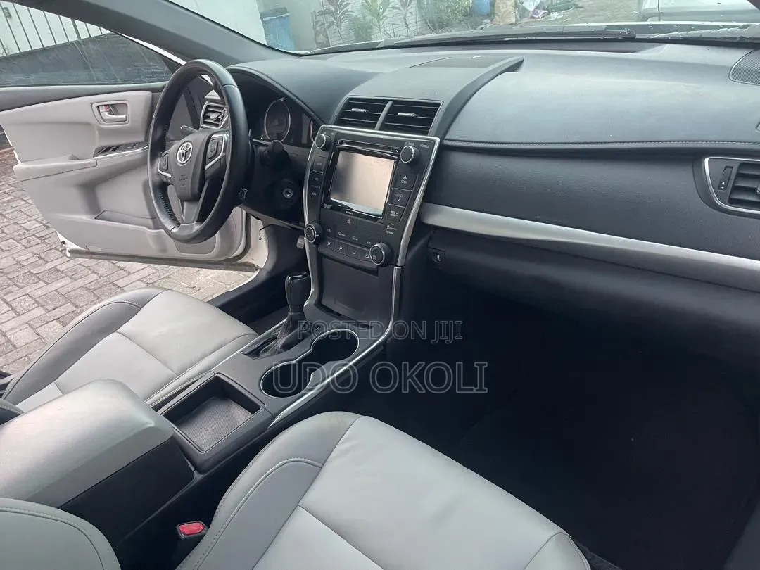 Toyota Camry 2015 White