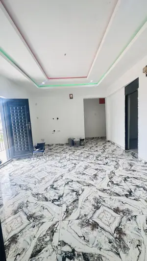 3bdrm Block of Flats in Kubwa Fo1 Estate for rent