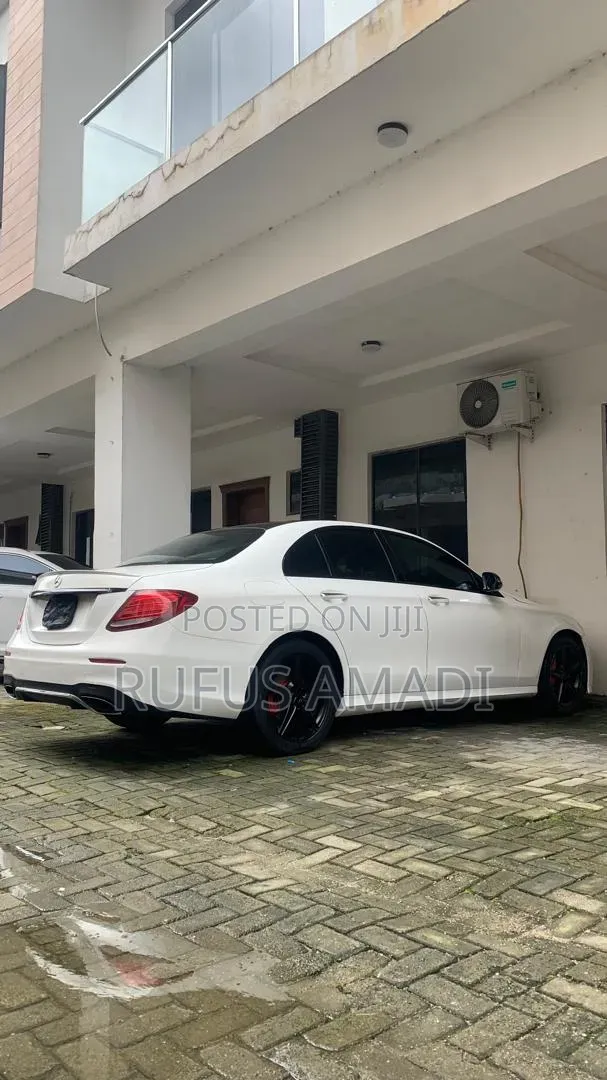 Mercedes-Benz E300 2017 White