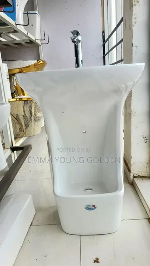Standing Urinary Bow With Washing Hand Basin White
