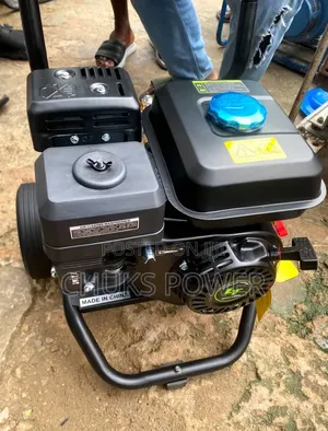 Lutian LT-712 Gasoline-Powered Machine