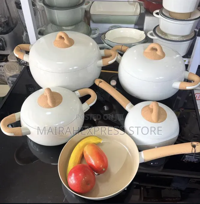 UCC Life 9-Piece Ceramic Cookware Set T2mm7