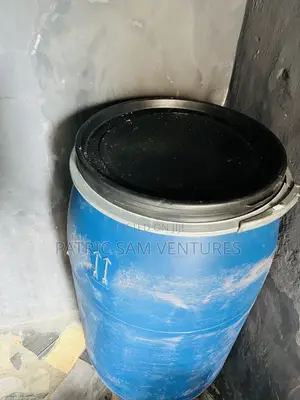 Sodium Lauryl Ether Sulphate (SLES) or (Texapon)