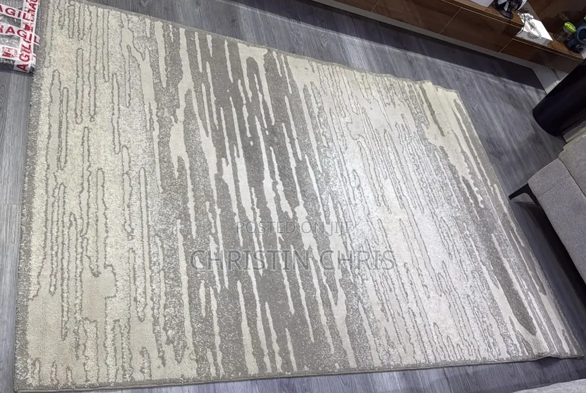 Good Center Rug