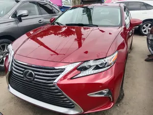 Lexus ES 2016 Maroon