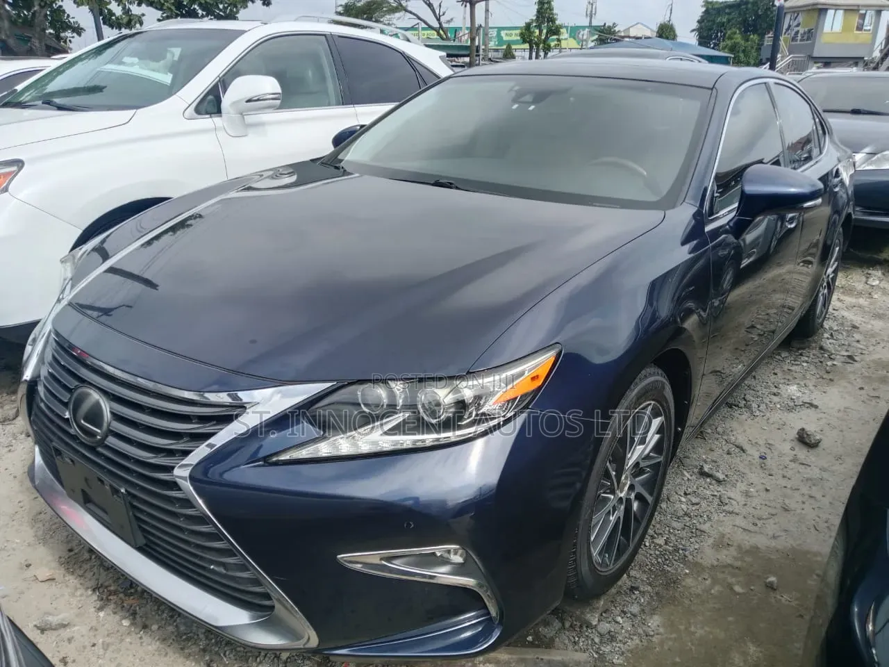 Lexus ES 2016 Blue