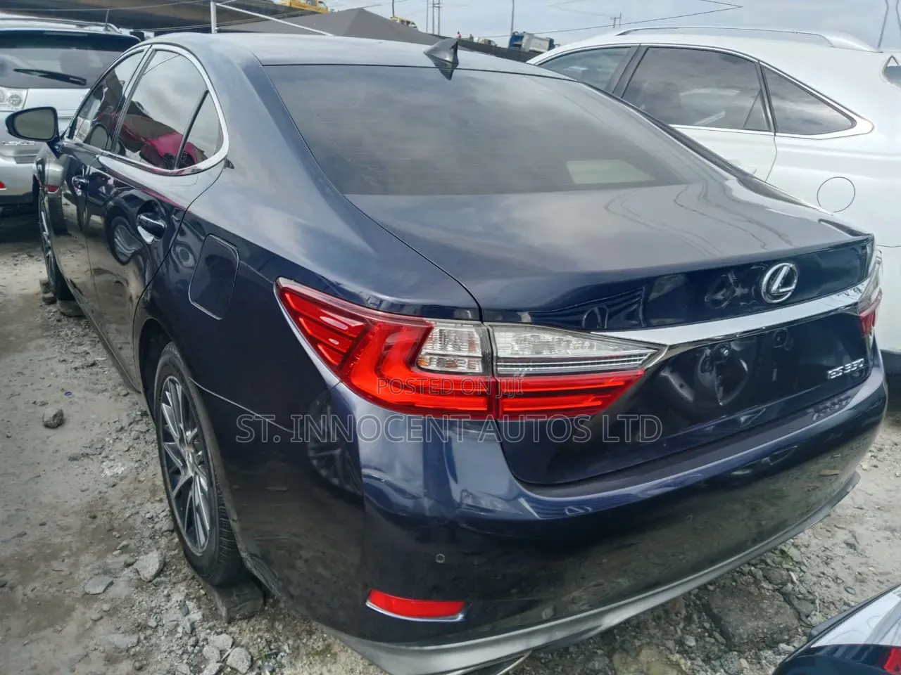 Lexus ES 2016 Blue