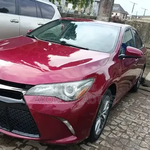 Toyota Camry 2017 Red