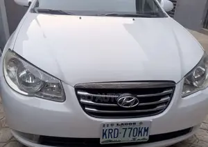 Hyundai Elantra 2008 White