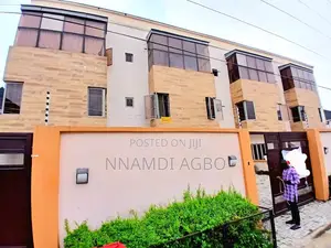 4bdrm Duplex in Ikota for rent