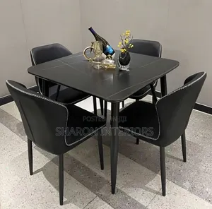 Compact Modern Dining Set
By 4