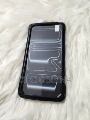 iPhone 17 Pro Max Pouch