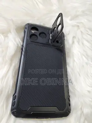 iPhone 17 Pro Max Pouch