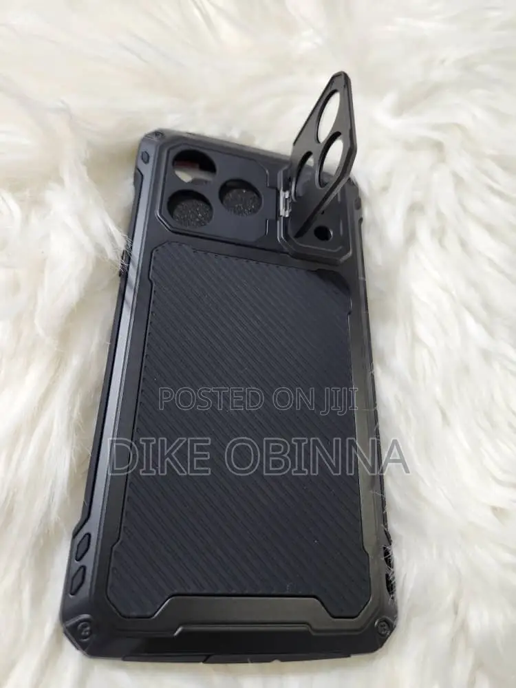 iPhone 17 Pro Max Pouch