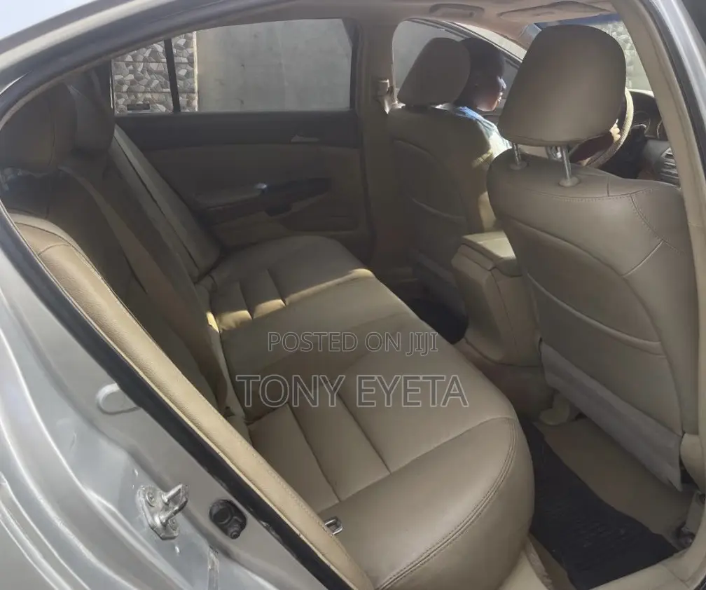 Honda Accord 2008 Silver