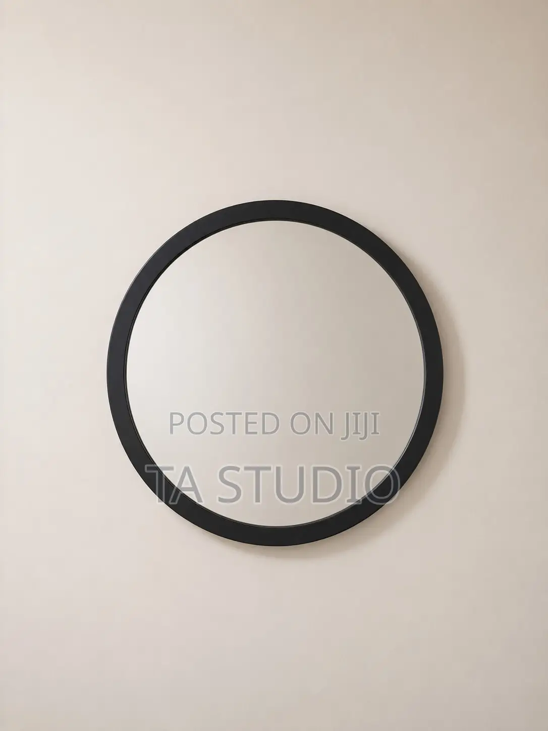 Black Round Wall Mirror