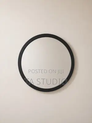 Black Round Wall Mirror