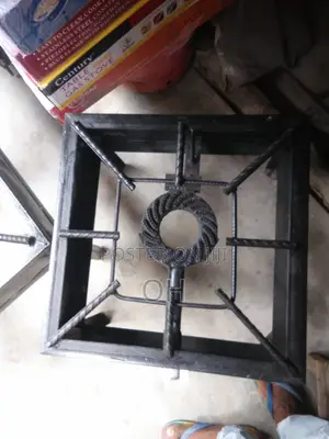 Single Big With Rid Industrial Cooker