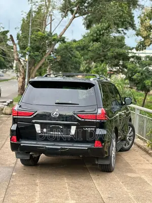 Lexus LX 570 AWD 2019 Black