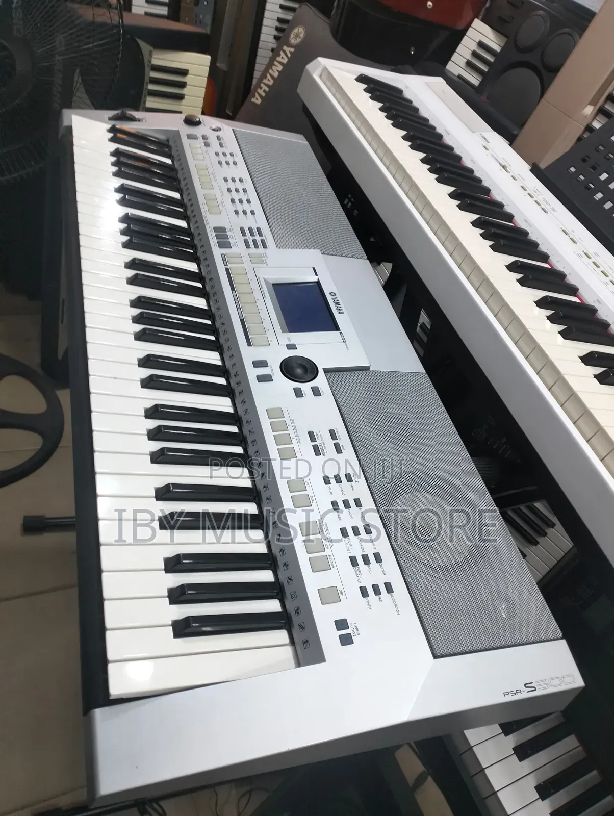 Yamaha PSR S500
