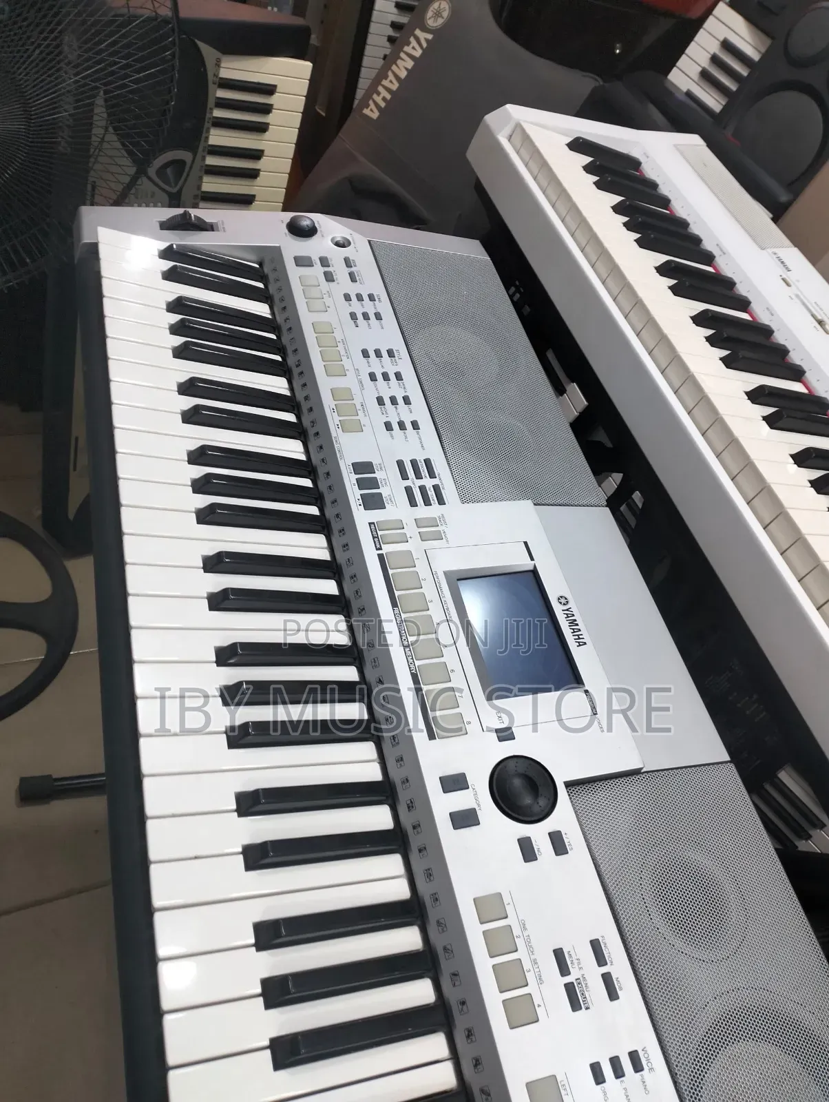 Yamaha PSR S500