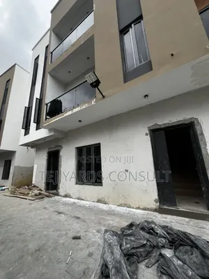 2bdrm Block of Flats in Harmony Estate, Iseri for sale